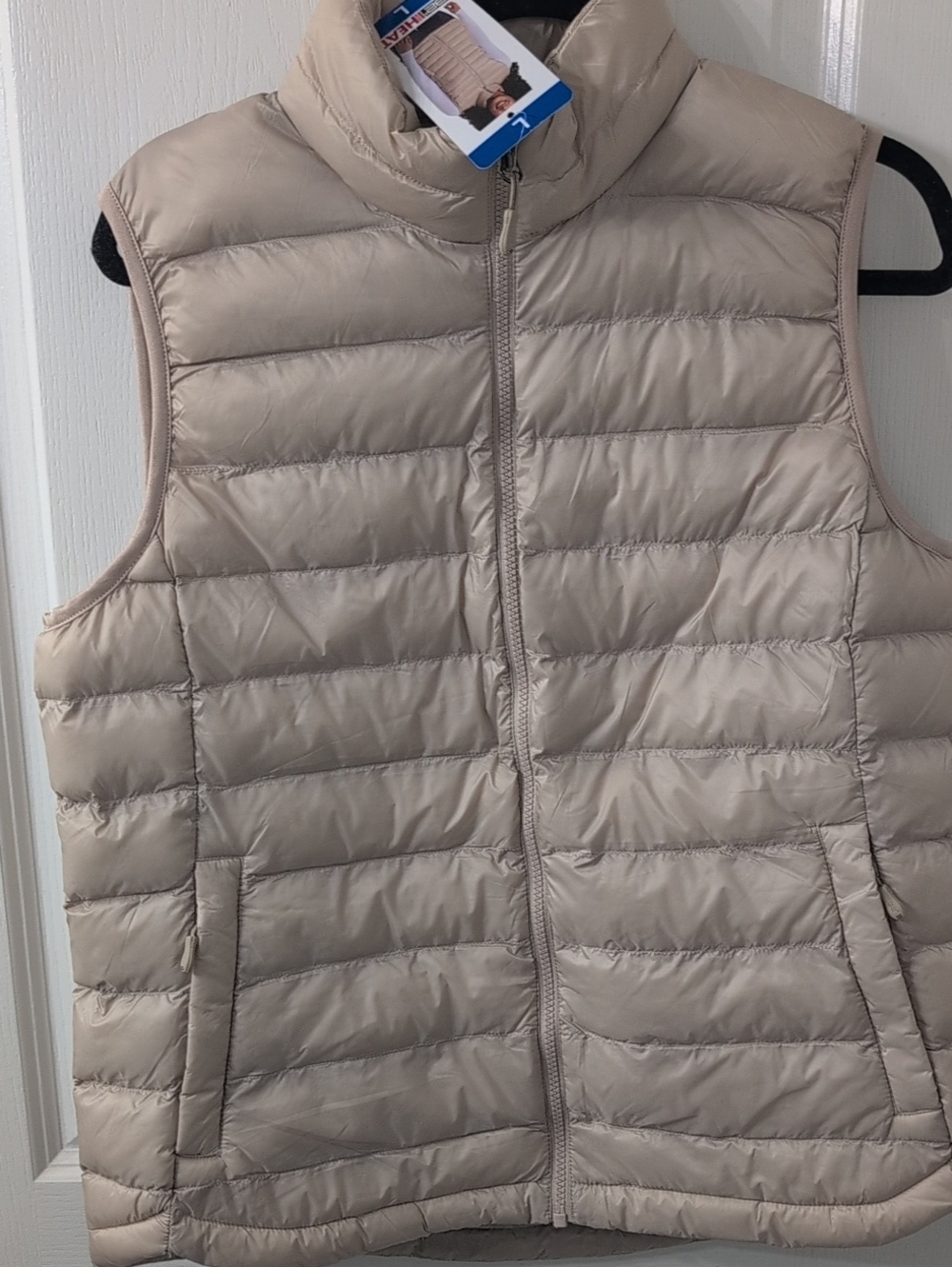Women's Puffer Vest Beige  32 Degrees New With Tags